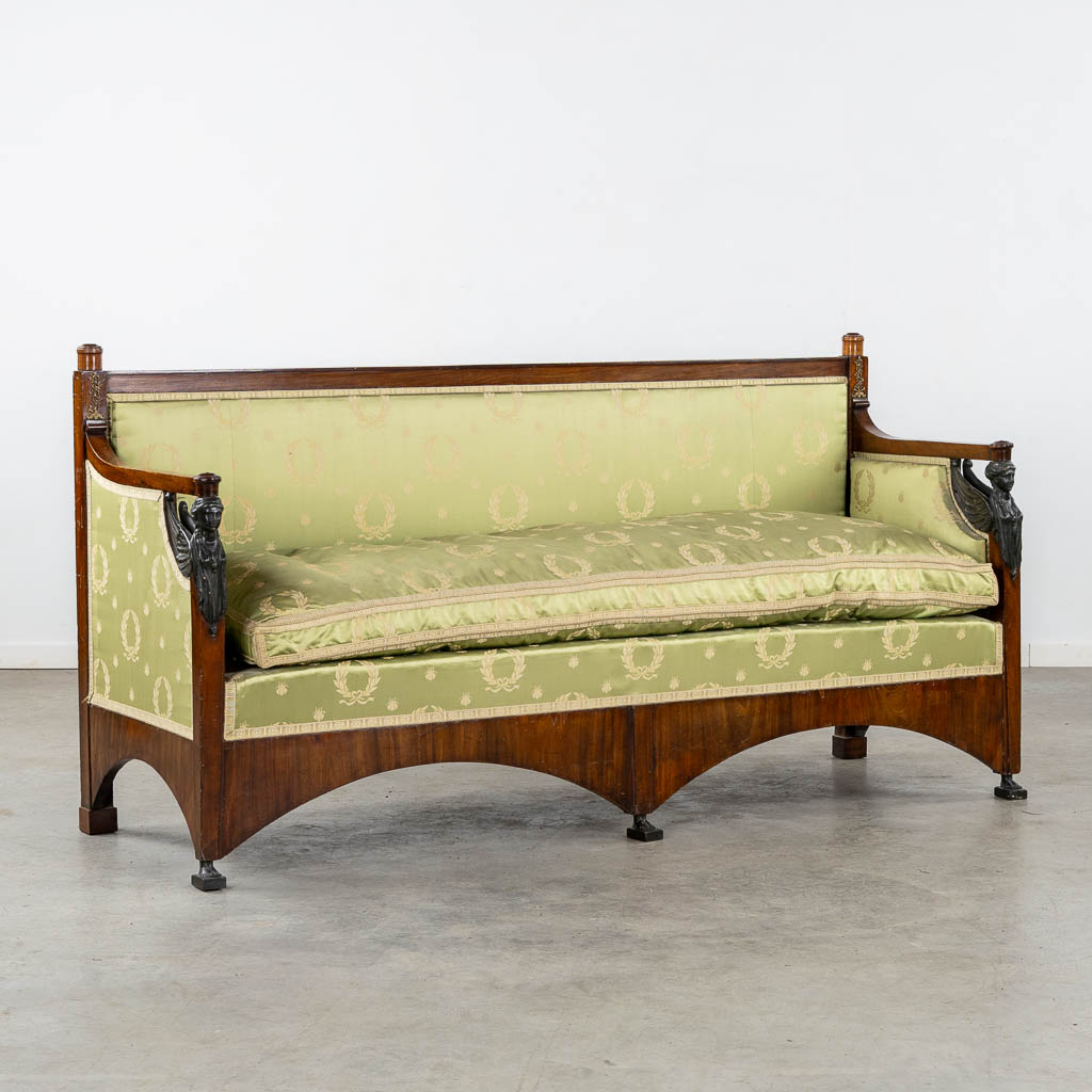 An antique settee with angel figurines, Empire. 19th C. (L:66 x W:189 x H:100 cm) (L:189 x W:66 x H:100 cm)
