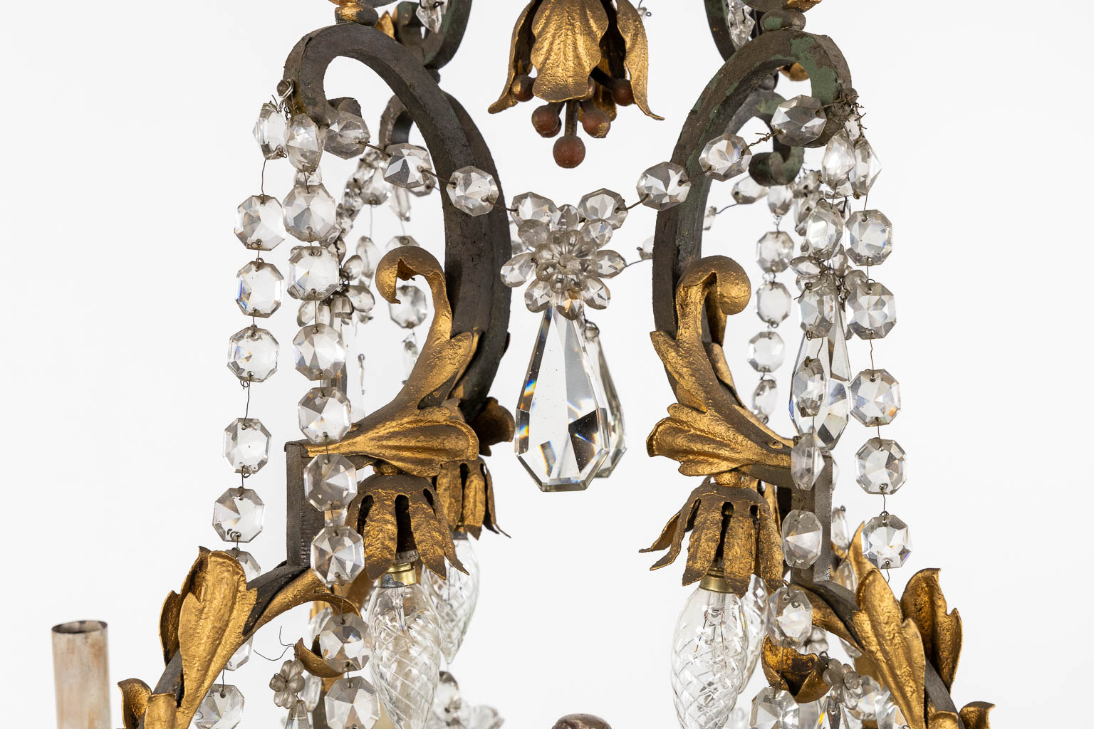 An antique chandelier, metal and cut crystal, Val Saint Lambert. Early 20th C. (H:100 x D:74 cm)