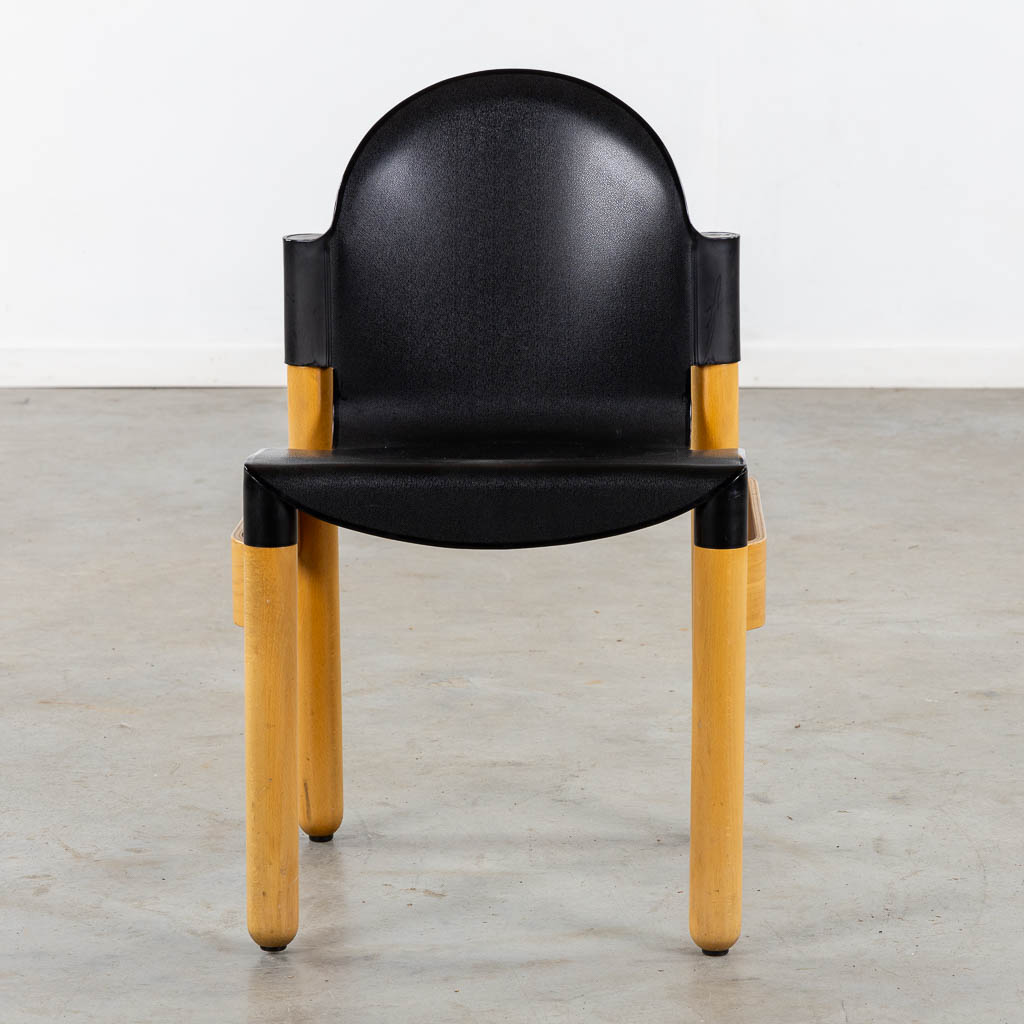 Gerd LANGE (1931) 'Flex' 13 stoelen voor Thonet. (L:47 x W:47 x H:80 cm)