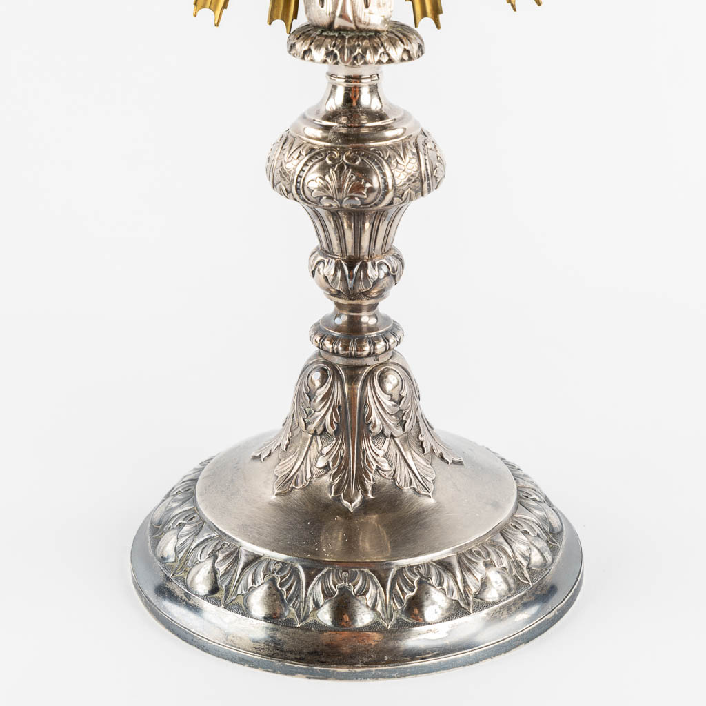 A sunburst monstrance, silver and brass, Henricus De Curte, Ghent, circa 1868. (W:30 x H:55 cm)