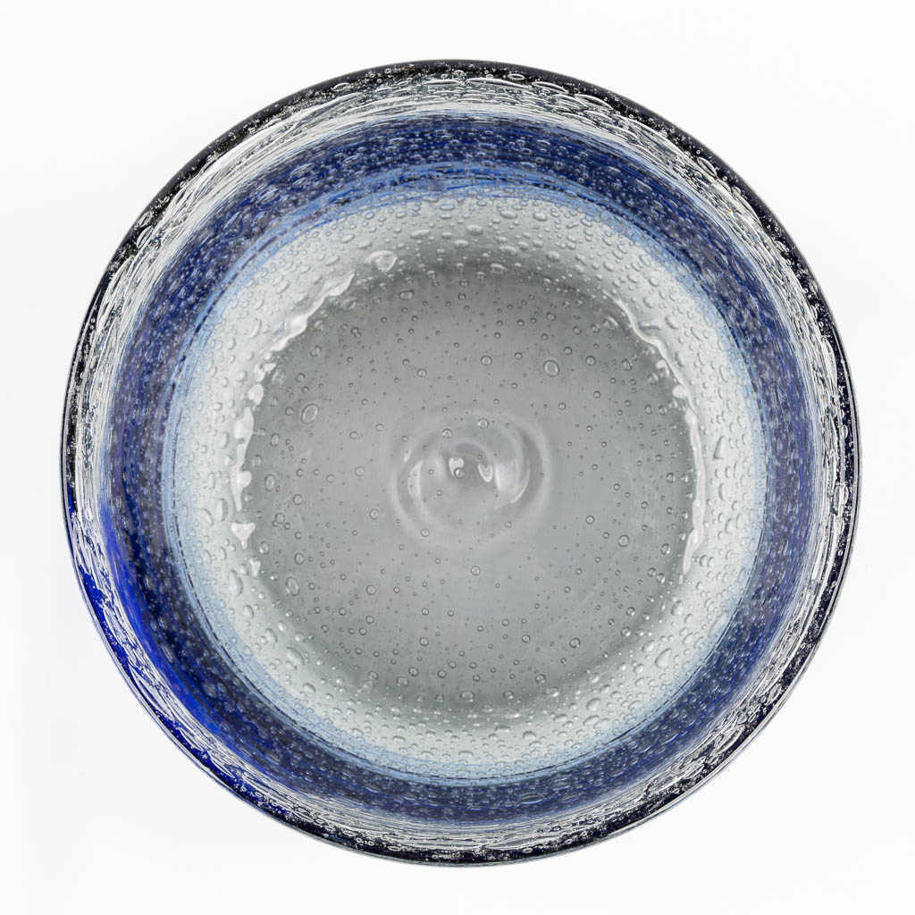 Willy JOHANNSON (1921-1993) 'Bowl' for Hadeland, circa 1960. (H:11 x D:21,5 cm)