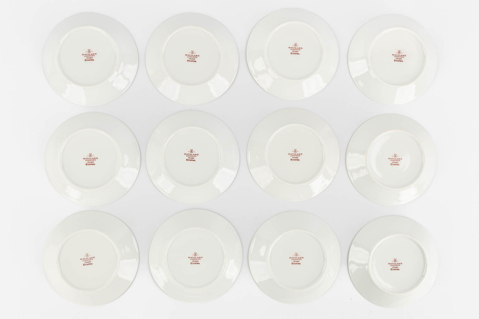 Limoges Haviland, 'Etoiles' een groot dineer en koffieservies. 71 stuks.