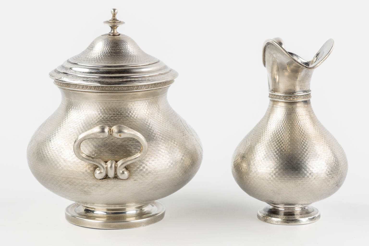 Jean-François VEYRAT (XIX) 'Four piece coffee and tea service, silver'. 1,796kg. (H:26 cm)