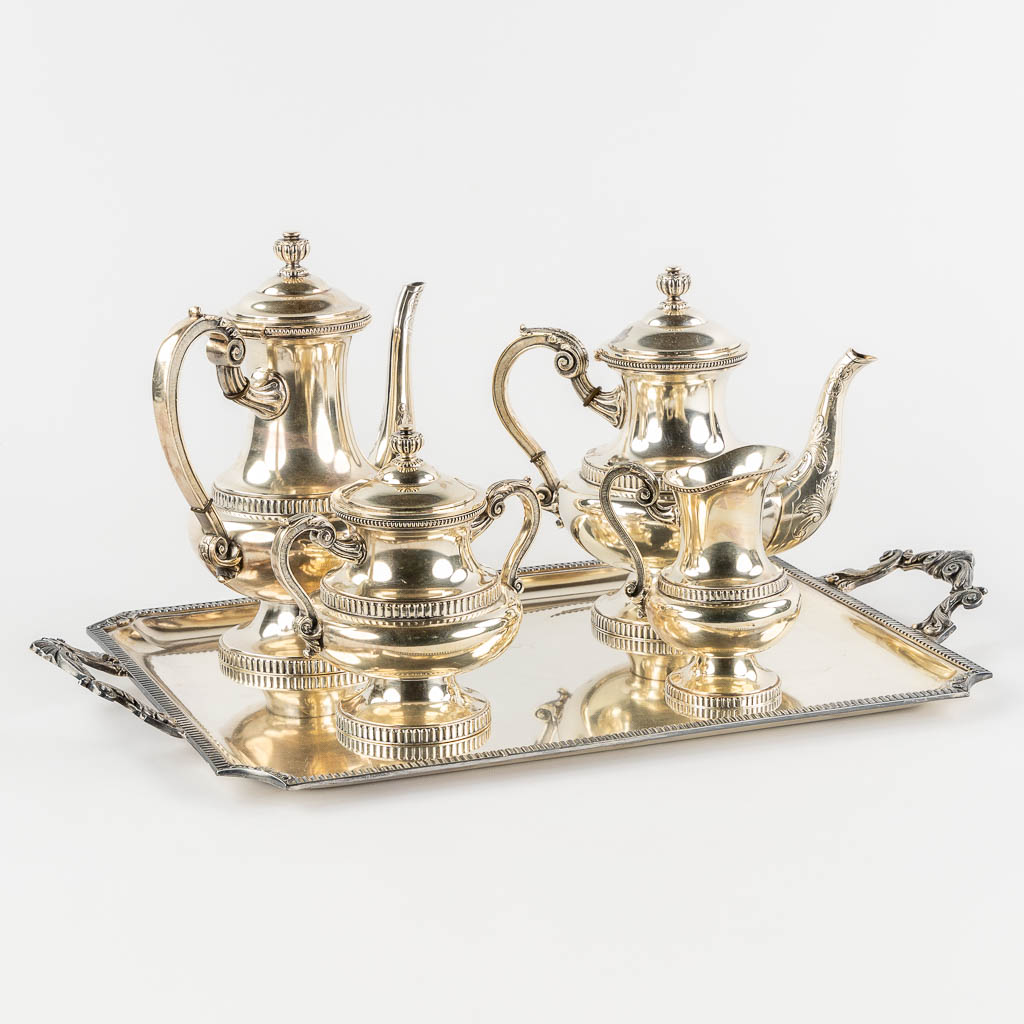 Wiskemann, a silver-plated coffee and tea service, Louis XVI style.