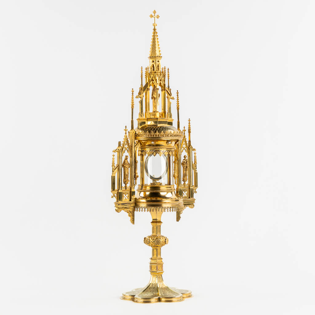 A Tower Montrance on a six-lobed base, Gothic Revival, 19th C. (L:18 x W:26 x H:70 cm)