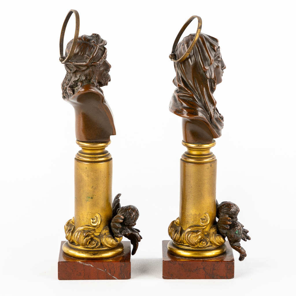 A pair of bustes 'Jesus Christ and The Virgin Mary', patinated bronze. 19th C.