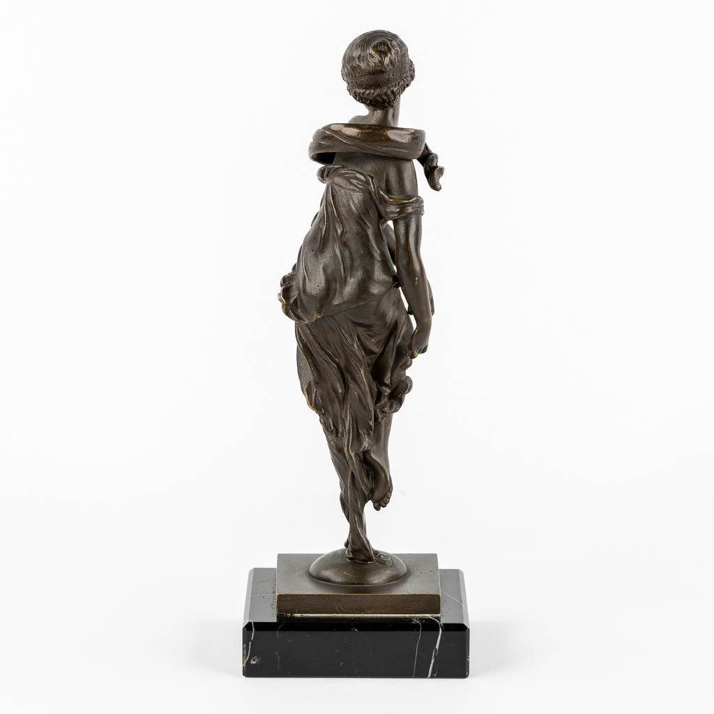 A small bronze figurine of a lady, Neoclassical.