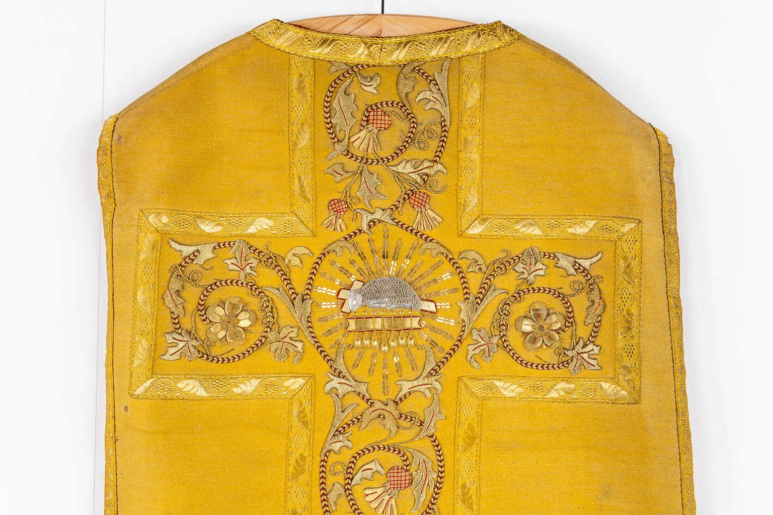 A pair of Dalmatics and three Roman Chasubles, Thick Gold Thread and embroideries.