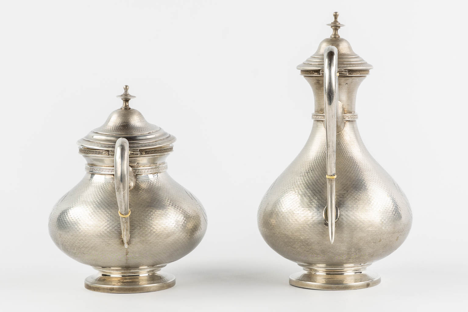 Jean-François VEYRAT (XIX) 'Four piece coffee and tea service, silver'. 1,796kg. (H:26 cm)