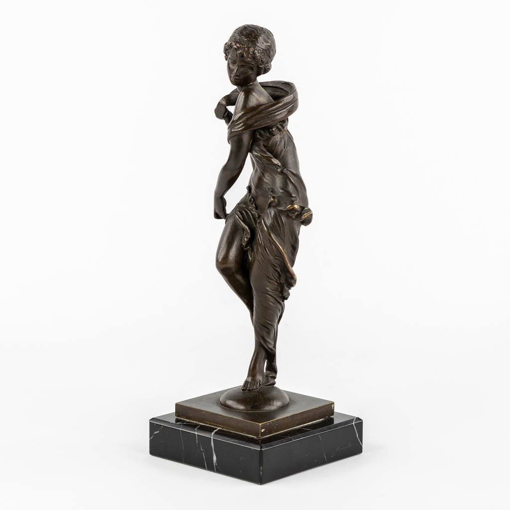 A small bronze figurine of a lady, Neoclassical.