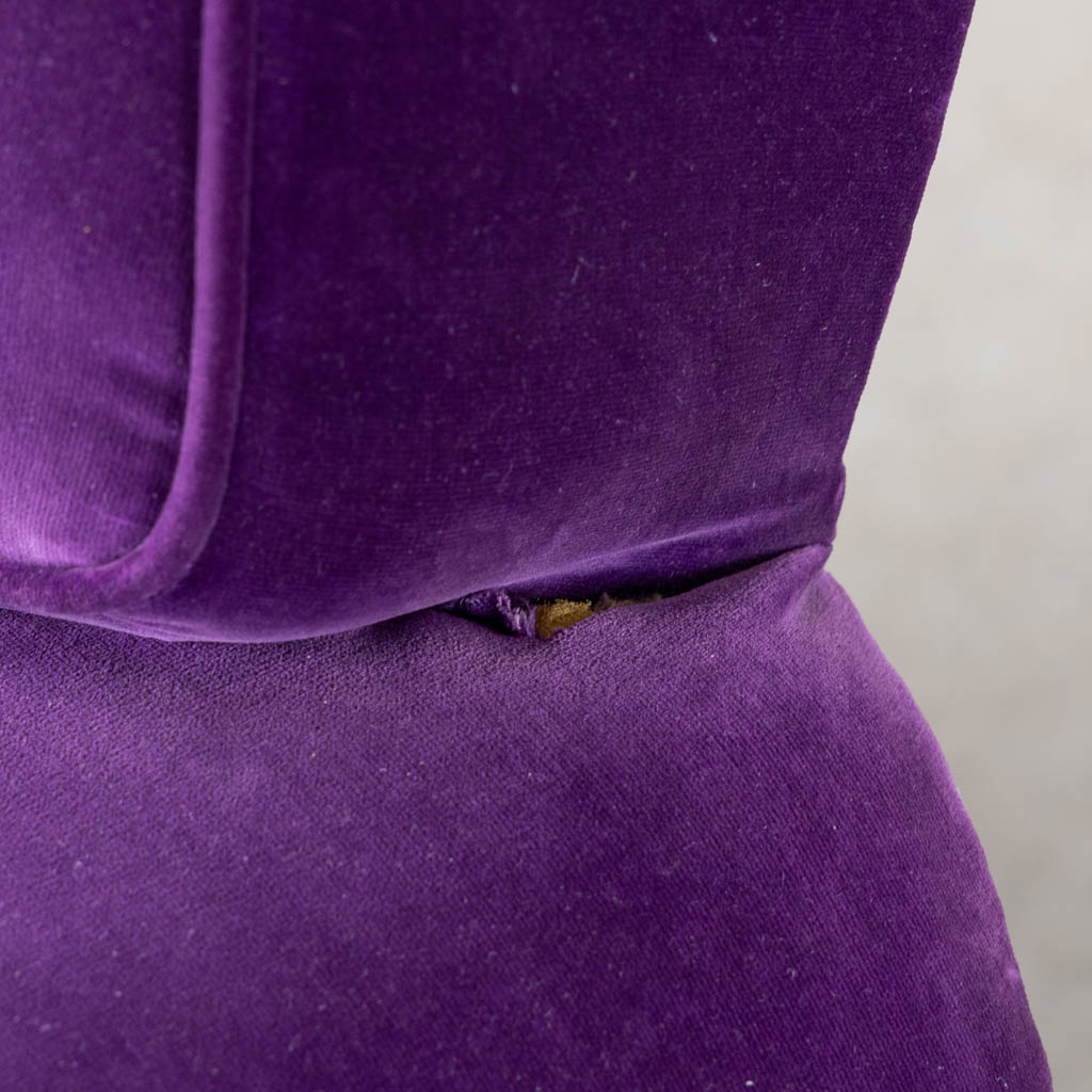 A pair of armchairs with purple fabric upholstry, France, Art Deco. (L:84 x W:109 x H:87 cm)