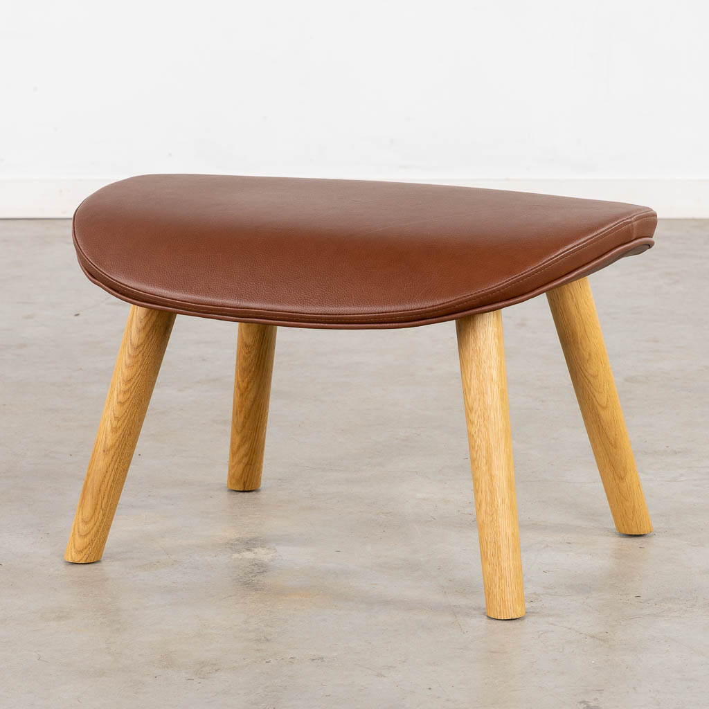 Normann Copenhagen, een Ottoman - 'Hyg footstool'. (L:48 x W:63 x H:40 cm)