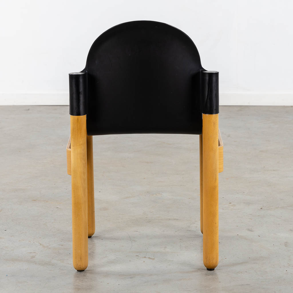 Gerd LANGE (1931) 'Flex' 13 stoelen voor Thonet. (L:47 x W:47 x H:80 cm)