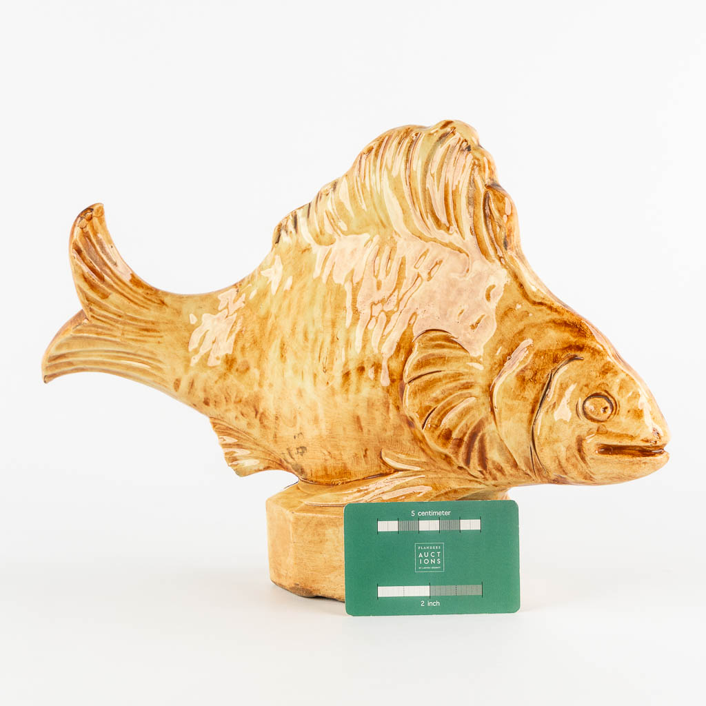 A decorative model of a fish, glazed ceramics, Art Deco. (L:9 x W:36 x H:24 cm)