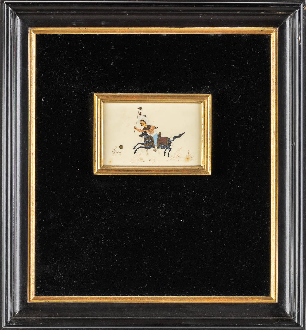 Indian School, 8 Eqestrian Miniature paintings on bone. (W:17 x H:10,5 cm)