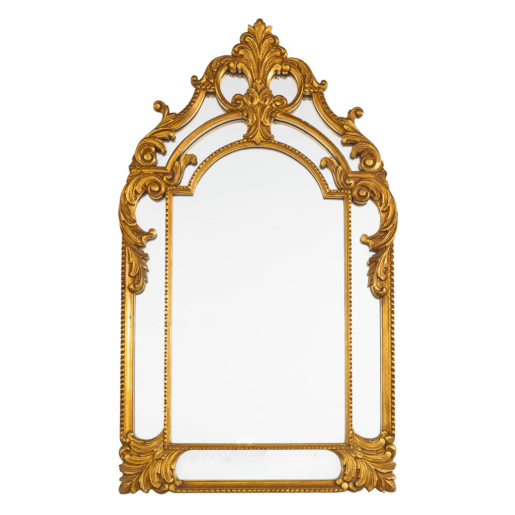 Deknudt, a decorative mirror in a Louis XV style. (W:65 x H:110 cm)