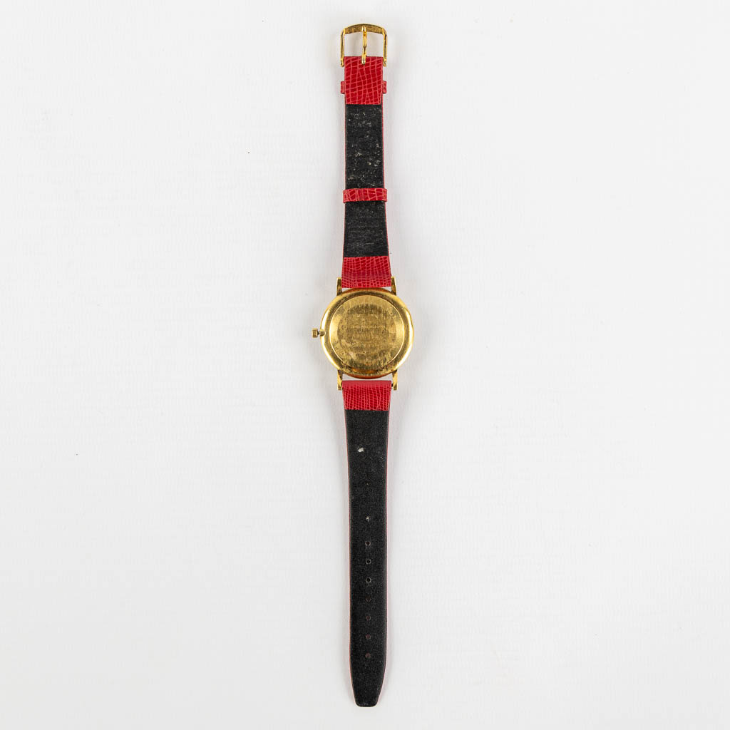 Jaeger Le Coultre, Classic and Thin wristwatch, 18kt yellow gold. (D:3,4 cm)