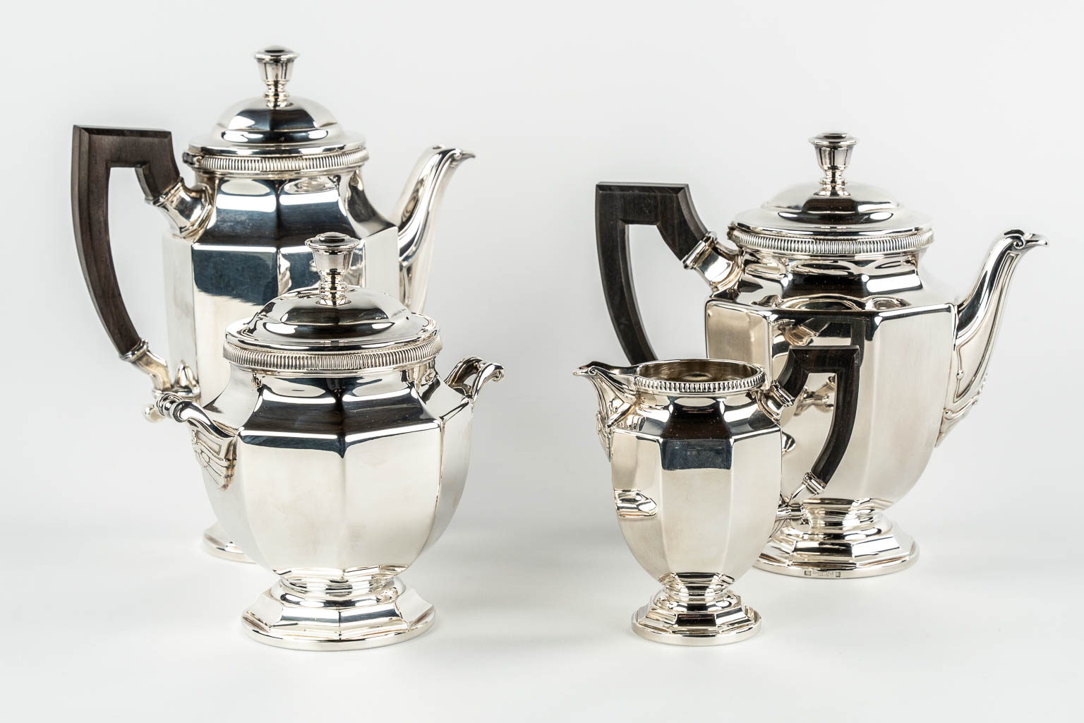 Christofle, Gallia, a 5-piece coffee and tea service, silver-plated metal. New old stock. 