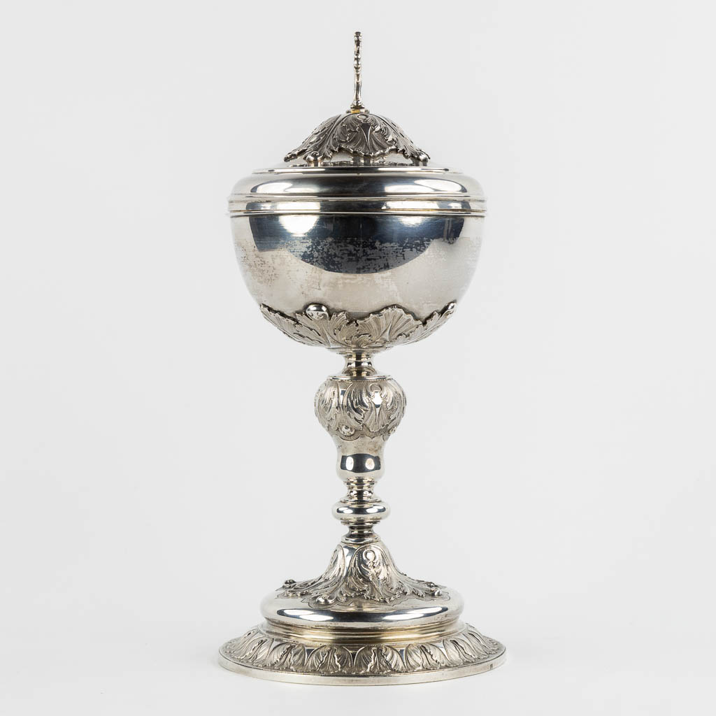 Joannes VAN DAMME (1798-1869) 'Ciboria' silver, Bruges. 874g. (H:34 x D:15,5 cm)