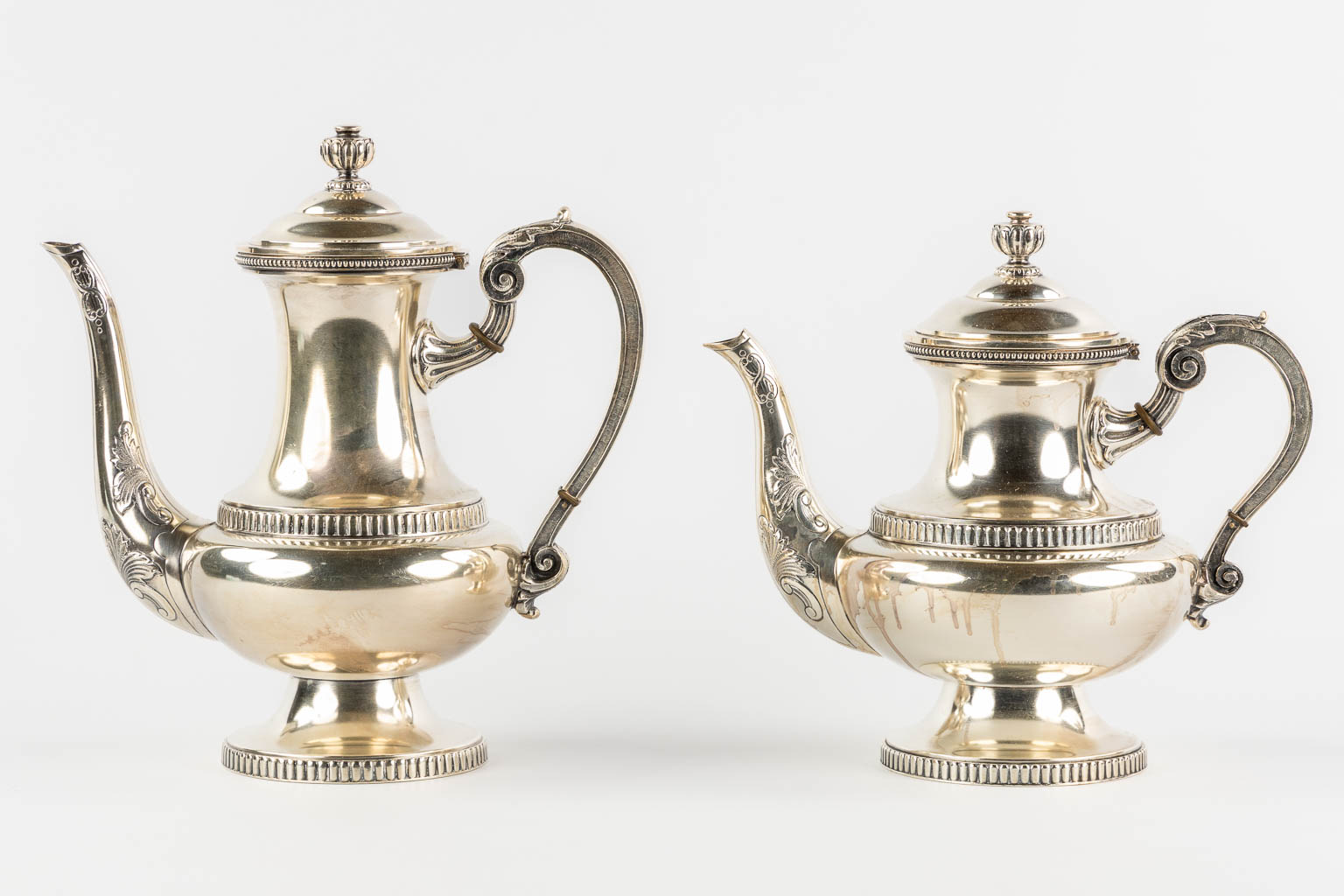 Wiskemann, a silver-plated coffee and tea service, Louis XVI style.