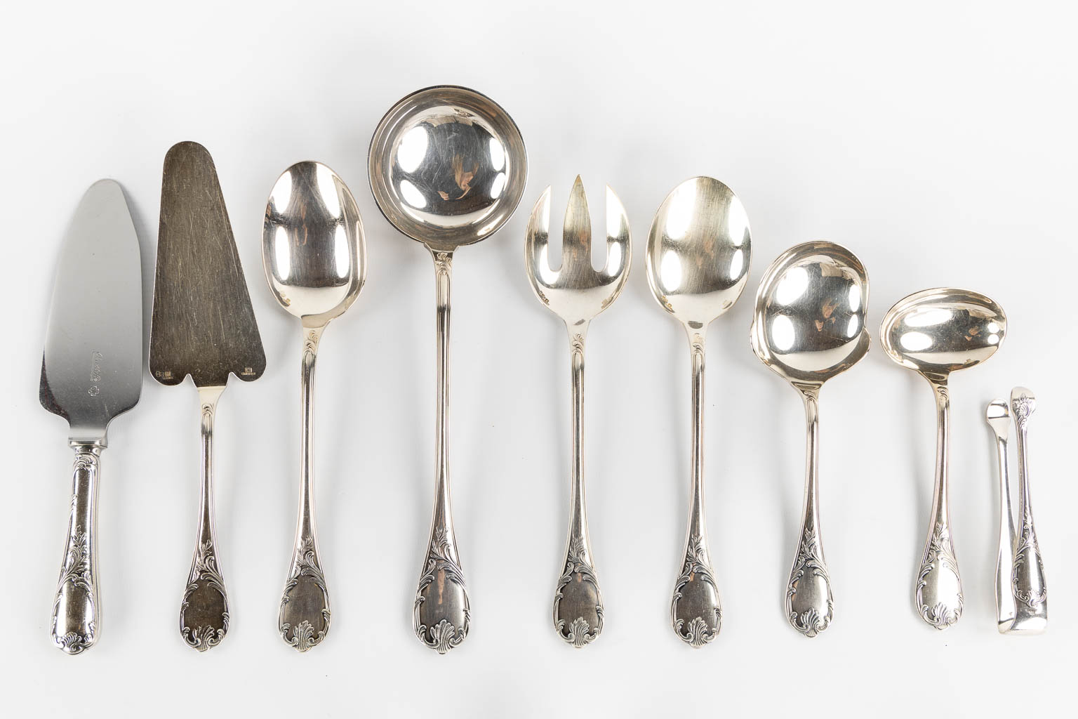 Christofle Marly, a 168-piece silver-plated cutlery. (L:28,5 cm)