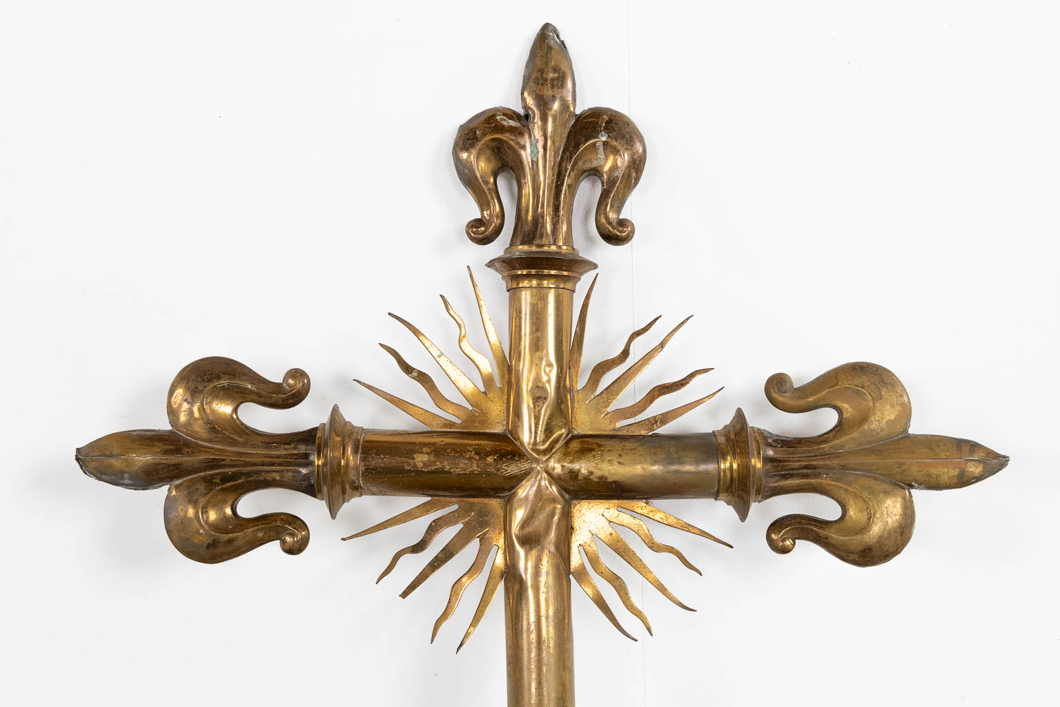 Two processional finials, Crucifix with Fleur De Lis and Ave Maria. (W:55 x H:80 cm)