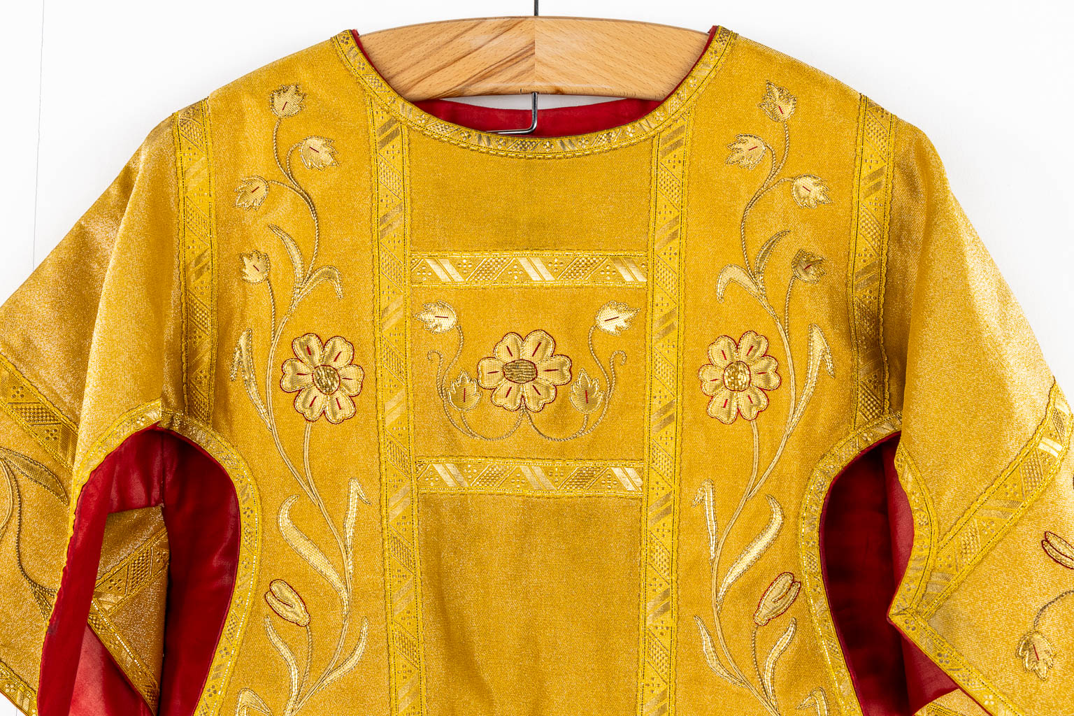 A pair of Dalmatics and three Roman Chasubles, Thick Gold Thread and embroideries.