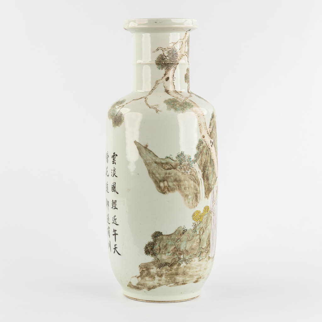 A Chinese Rouleau vase, 