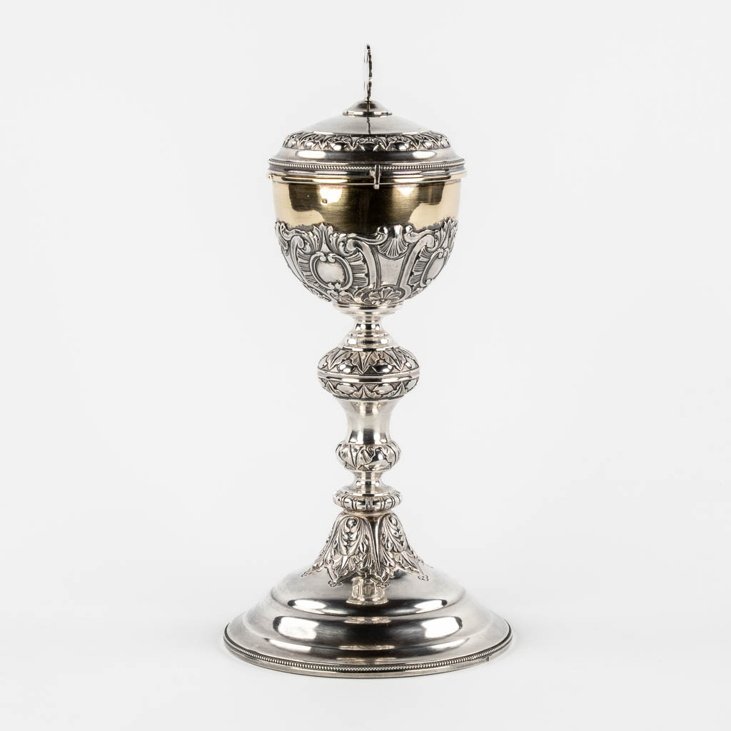 Henricus De Curte (1821-1868) 'Ciborie', Silver. Ghent, Belgium, 19th C. 528g.