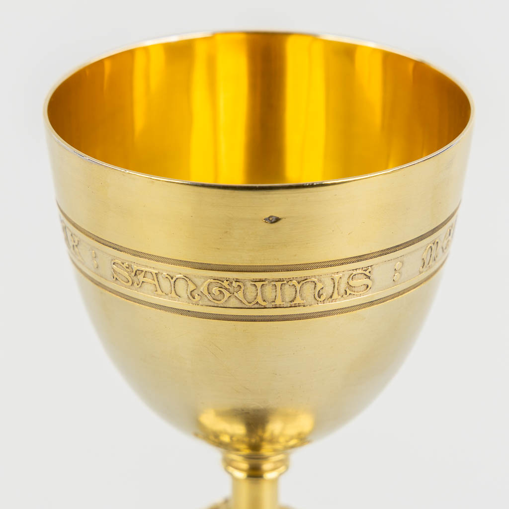 A vermeil chalice, Late Gothic Revival, Consecrated in Paris, 1935. 596g. (H:21,5 x D:13 cm)