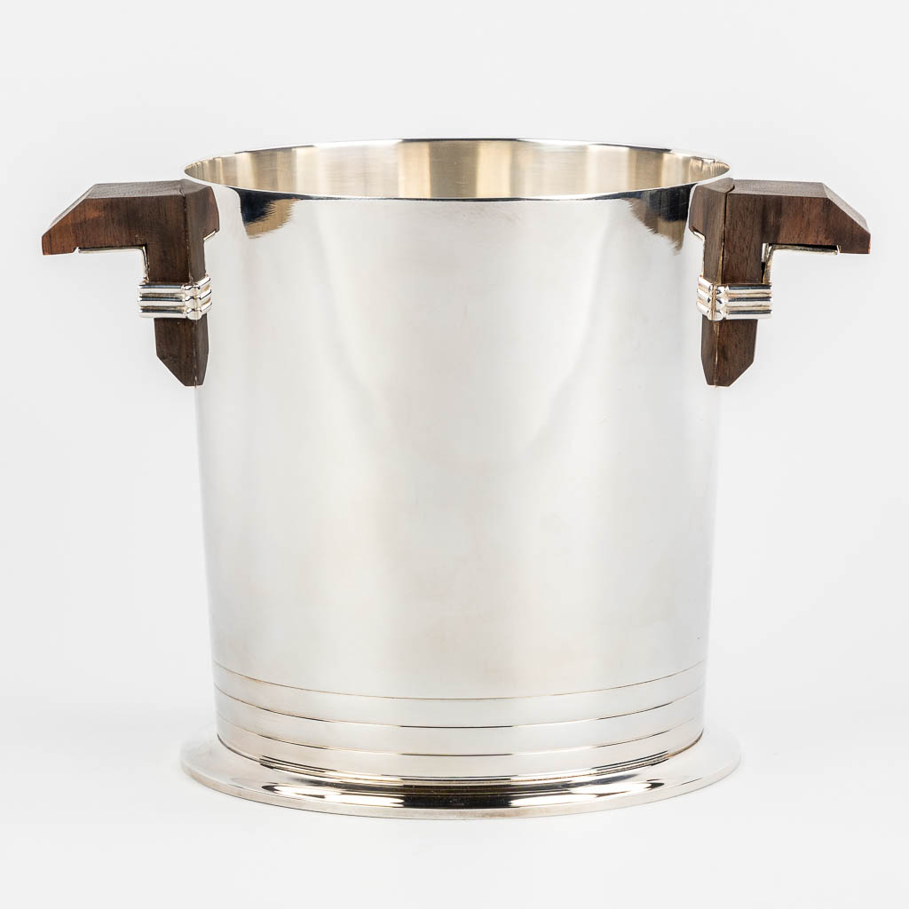 Jean Emile PUIFORCAT (1897-1945) 'Champagne Cooler' silver-plated metal.