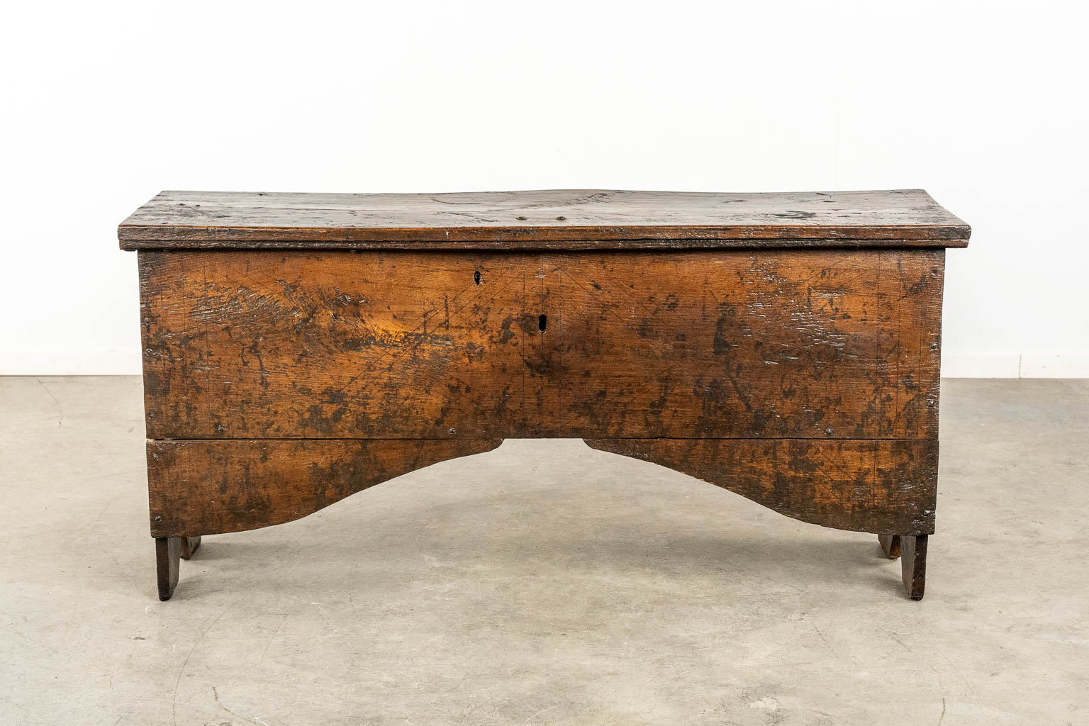 An antique Chest, sculptured oak, Flanders/The Low Countries, 17th C. 