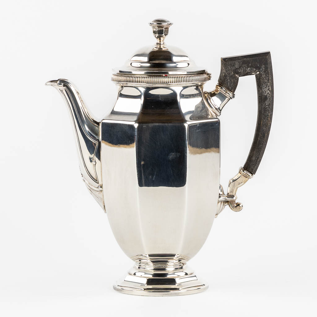 Christofle, a coffee pot and 12 bowls. Silver-plated metal.