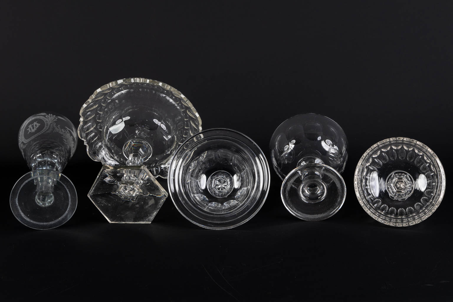 Val Saint Lambert and others, Eight pieces of cut and etched crystal.