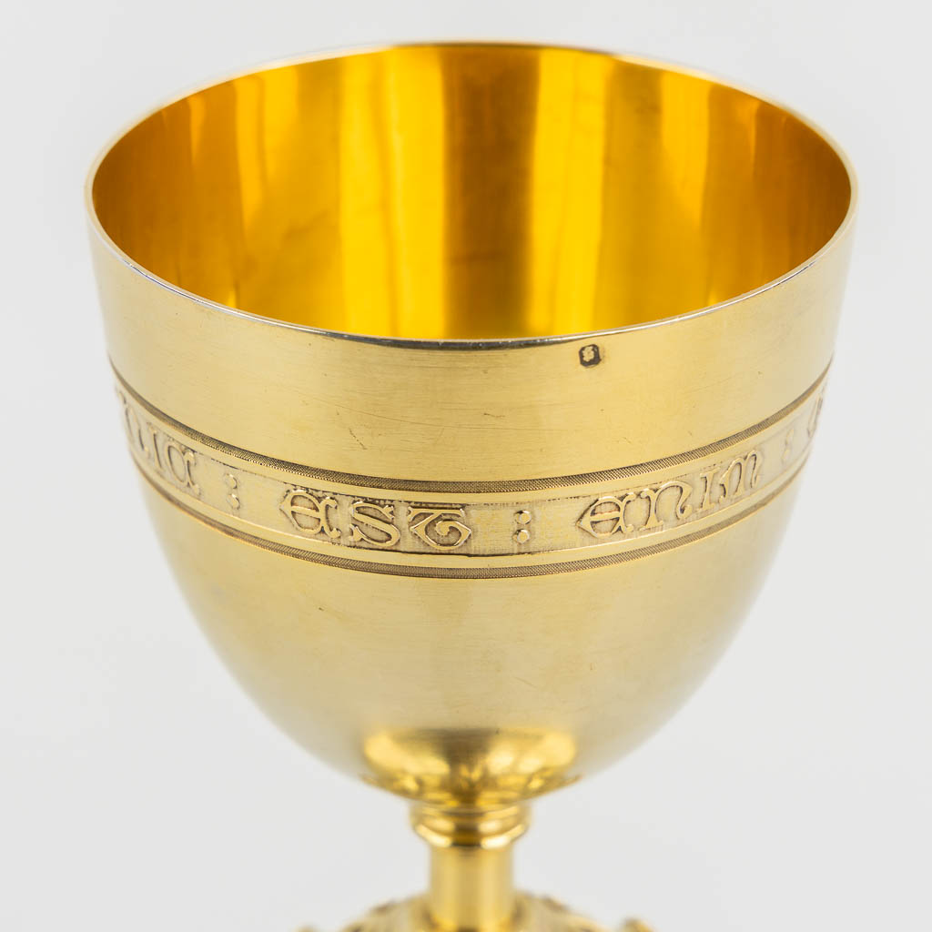 A vermeil chalice, Late Gothic Revival, Consecrated in Paris, 1935. 596g. (H:21,5 x D:13 cm)