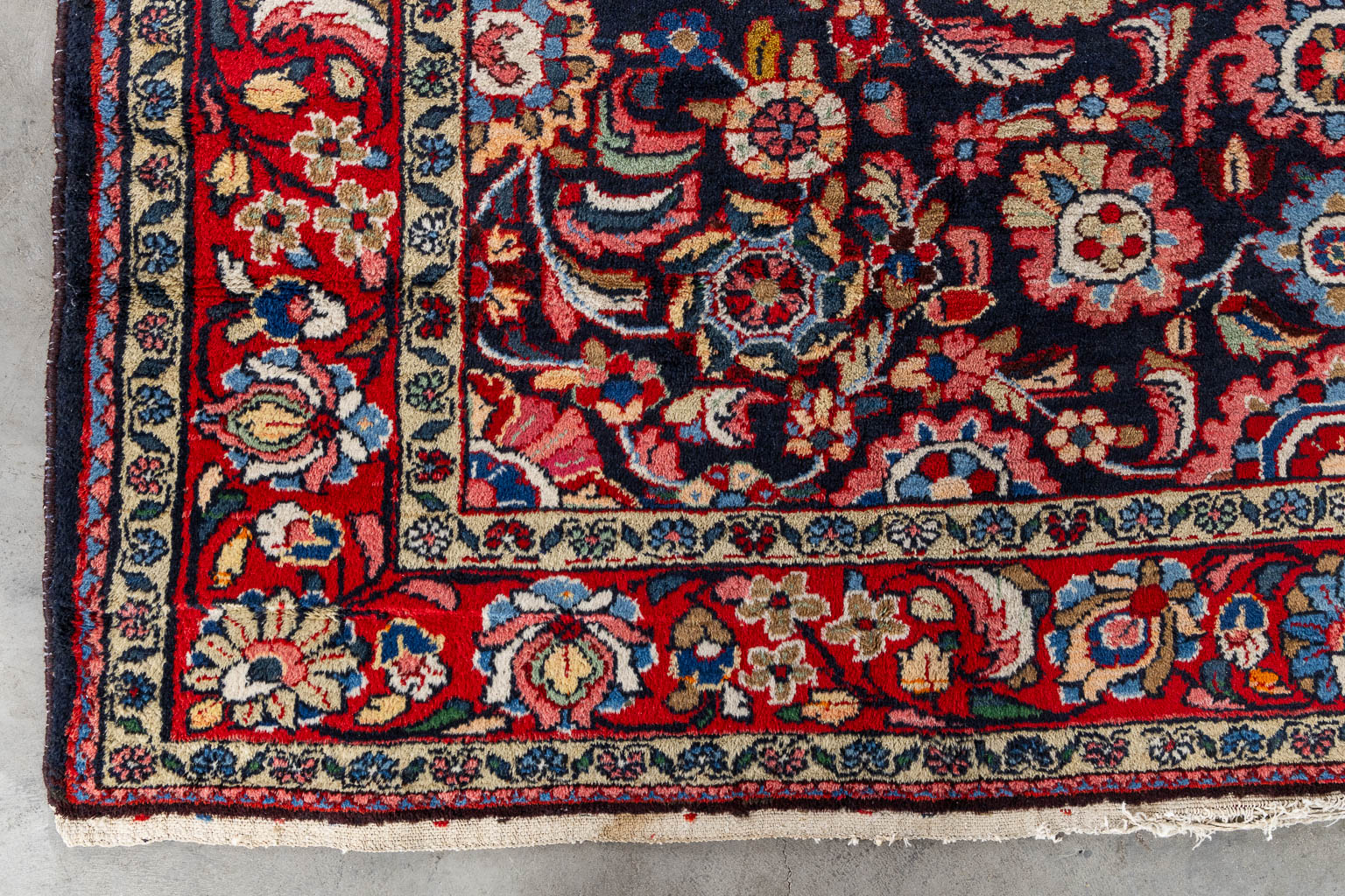 A hand-made carpet. (L:327 x W:222 cm)