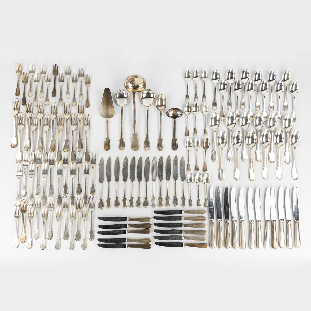 Bruno Wiskemann, a 125-piece silver-plated cutlery. (L:30 cm)