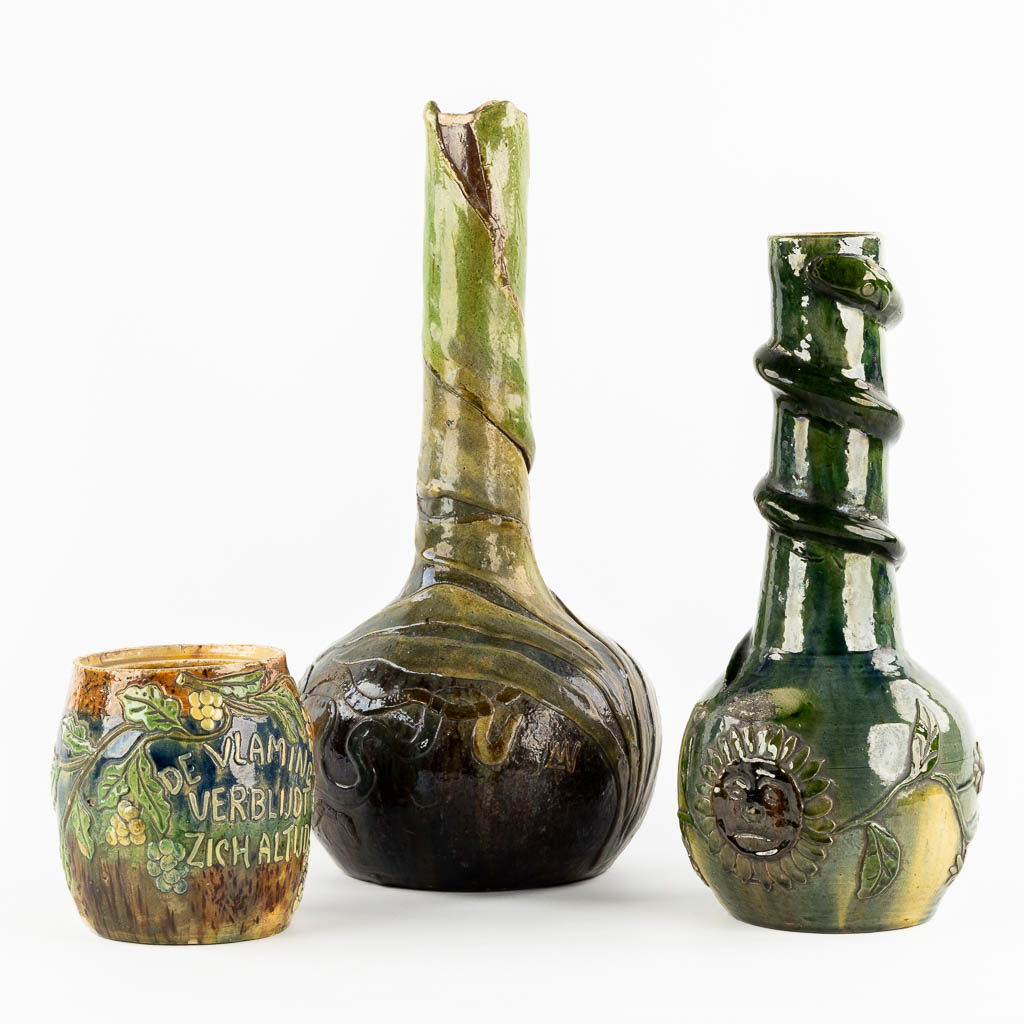 Leo Maes Vereenooghe, Maes Platteau, Two vases and a tobacco jar. Flemish Earthenware, Torhout. (H:45 x D:20 cm)