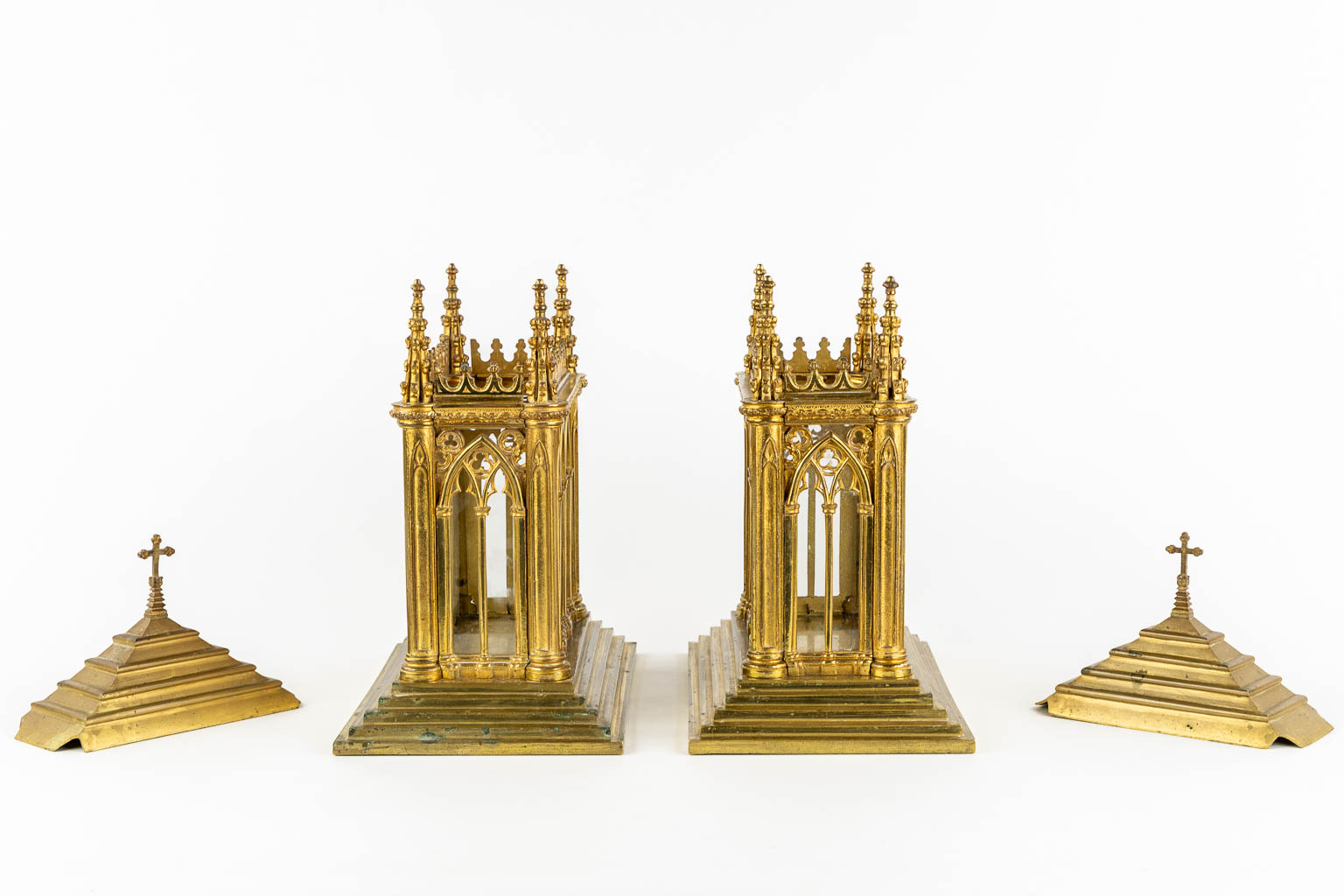 A pair of reliquary shines, gilt bronze. Gothic Revival. 