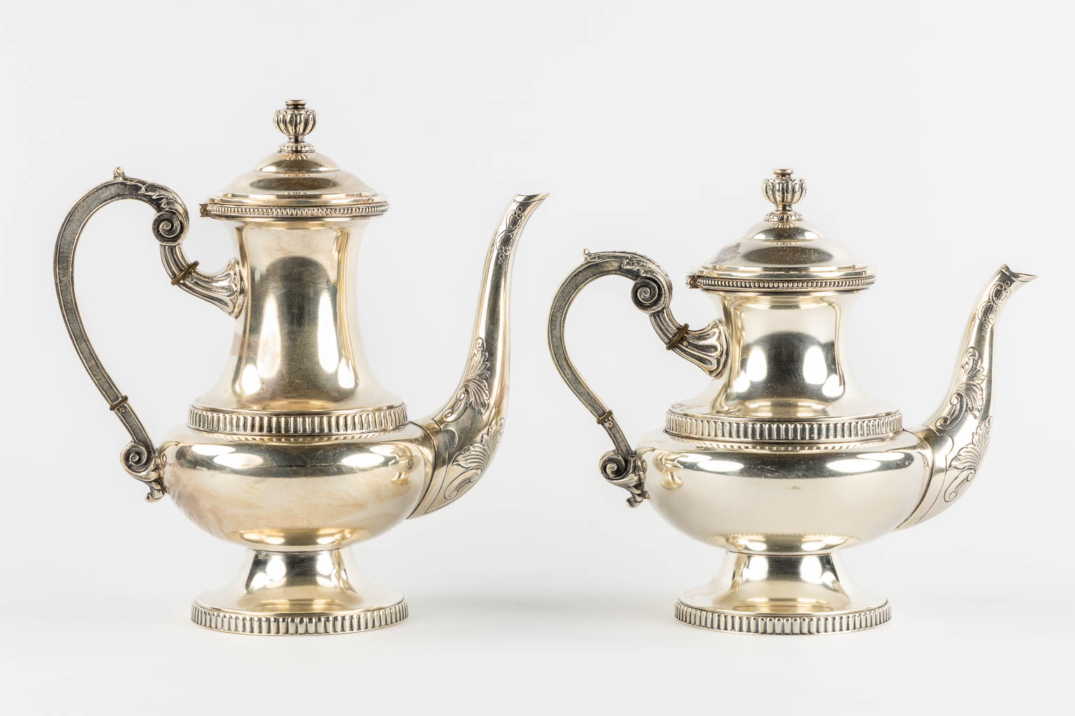 Wiskemann, a silver-plated coffee and tea service, Louis XVI style.