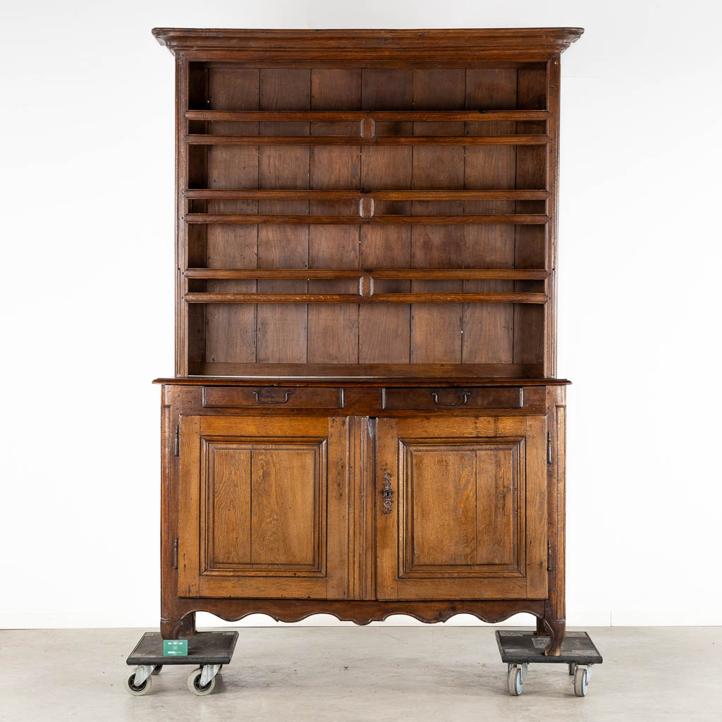 An antique vaisselier, plate cabinet, oak, 18th C. (L:57 x W:160 x H:230 cm)