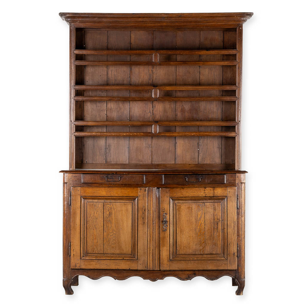 An antique vaisselier, plate cabinet, oak, 18th C. (L:57 x W:160 x H:230 cm)