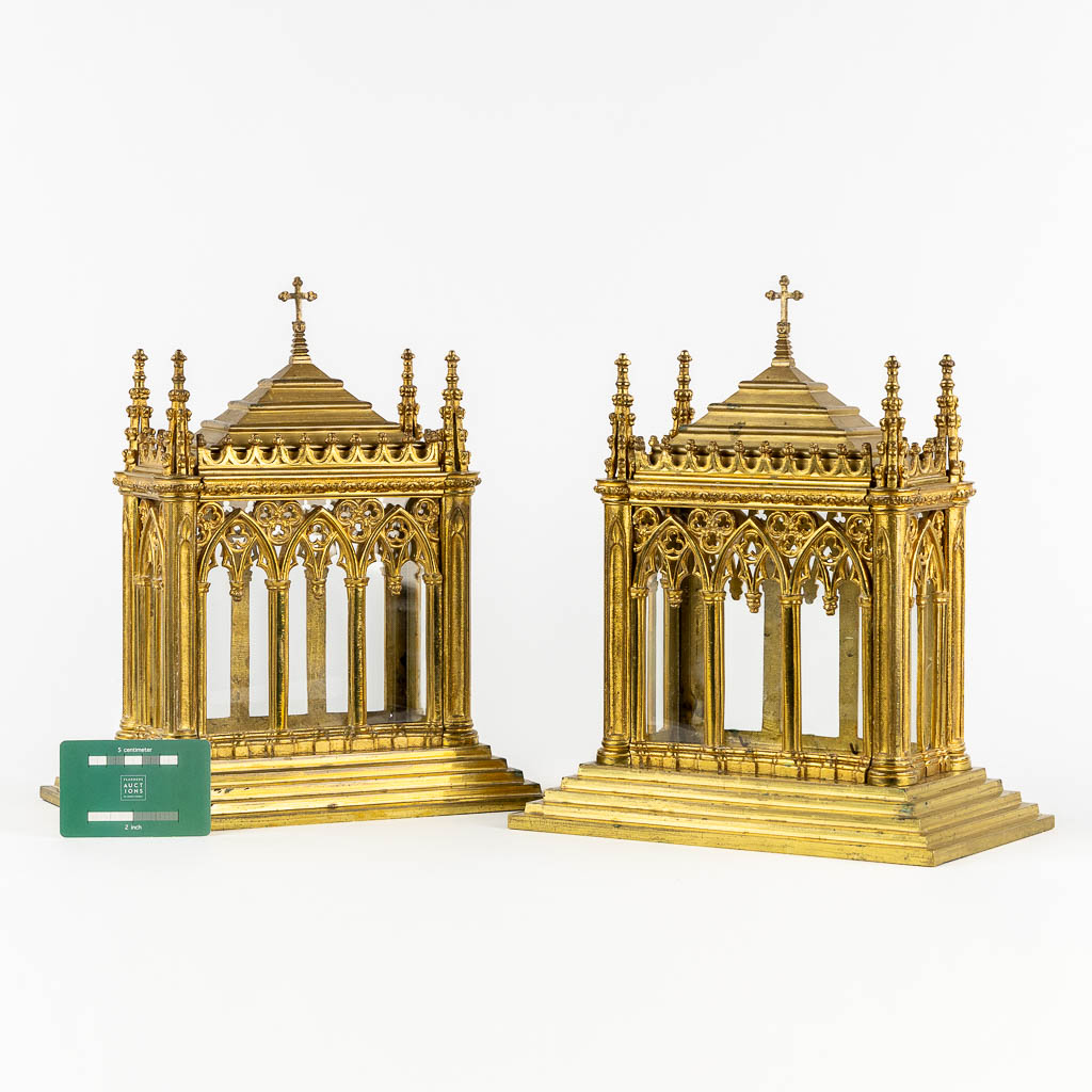 A pair of reliquary shines, gilt bronze. Gothic Revival. 