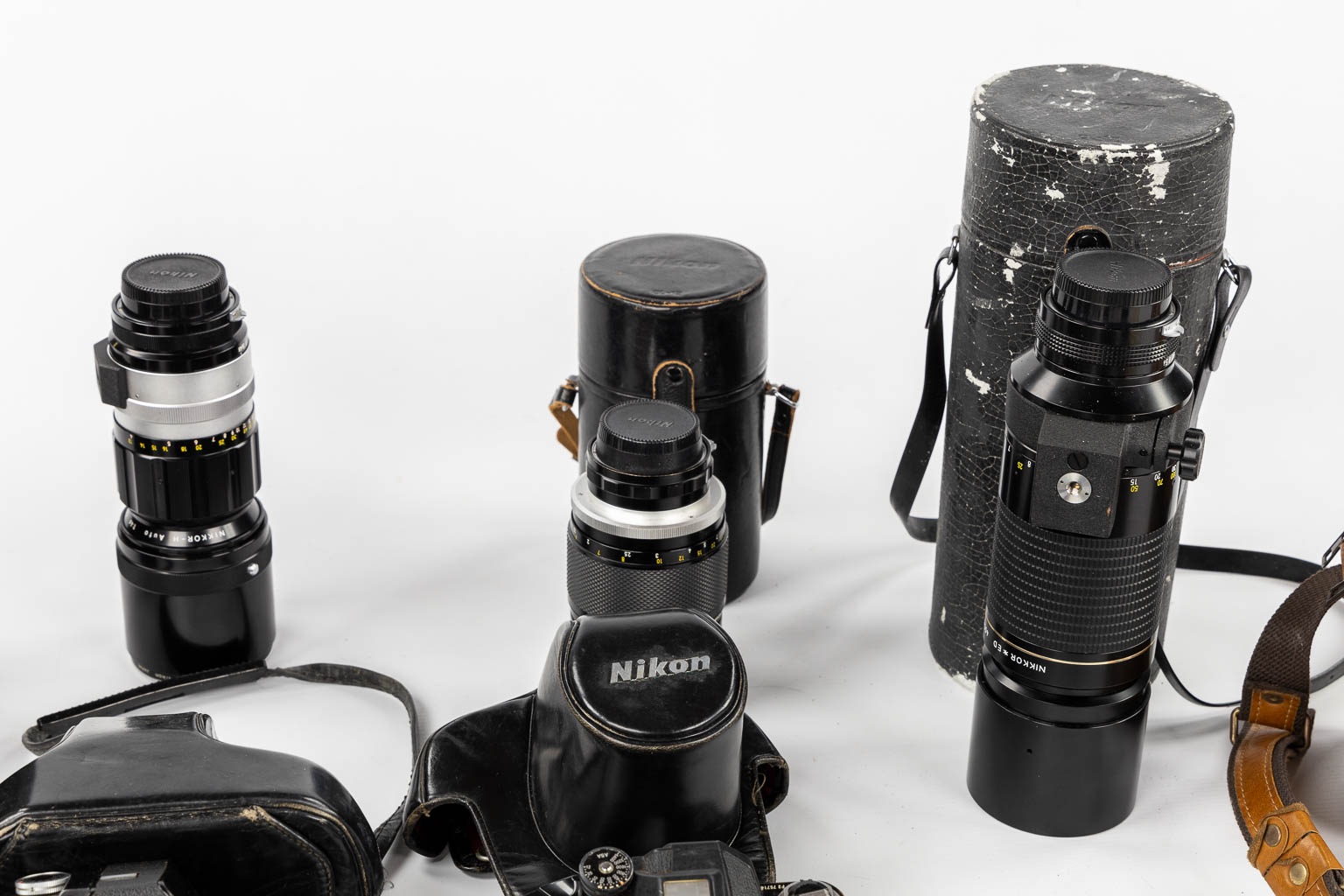 Nikon, a large collection of Analog camera