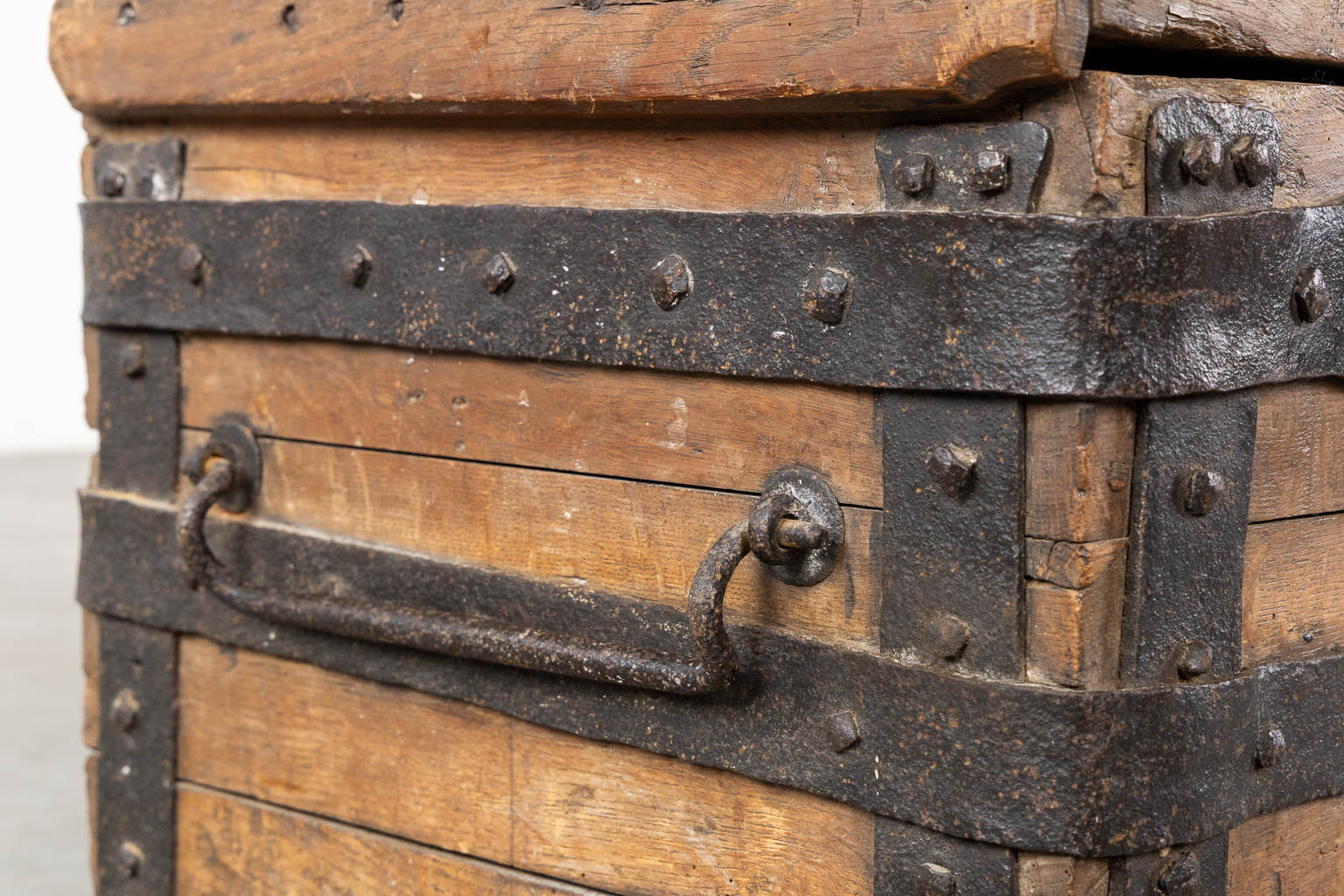 An antique chest with wrought iron hardware, Northern France or Flanders, circa 1600. (L:59 x W:130 x H:51 cm)