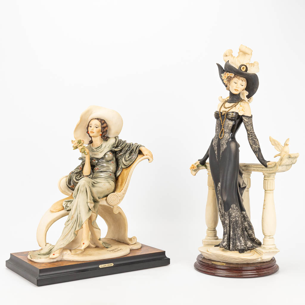 Giuseppe ARMANI (1935-2006) A pair of Capodimonte statues made of Resine |  Flanders Auctions