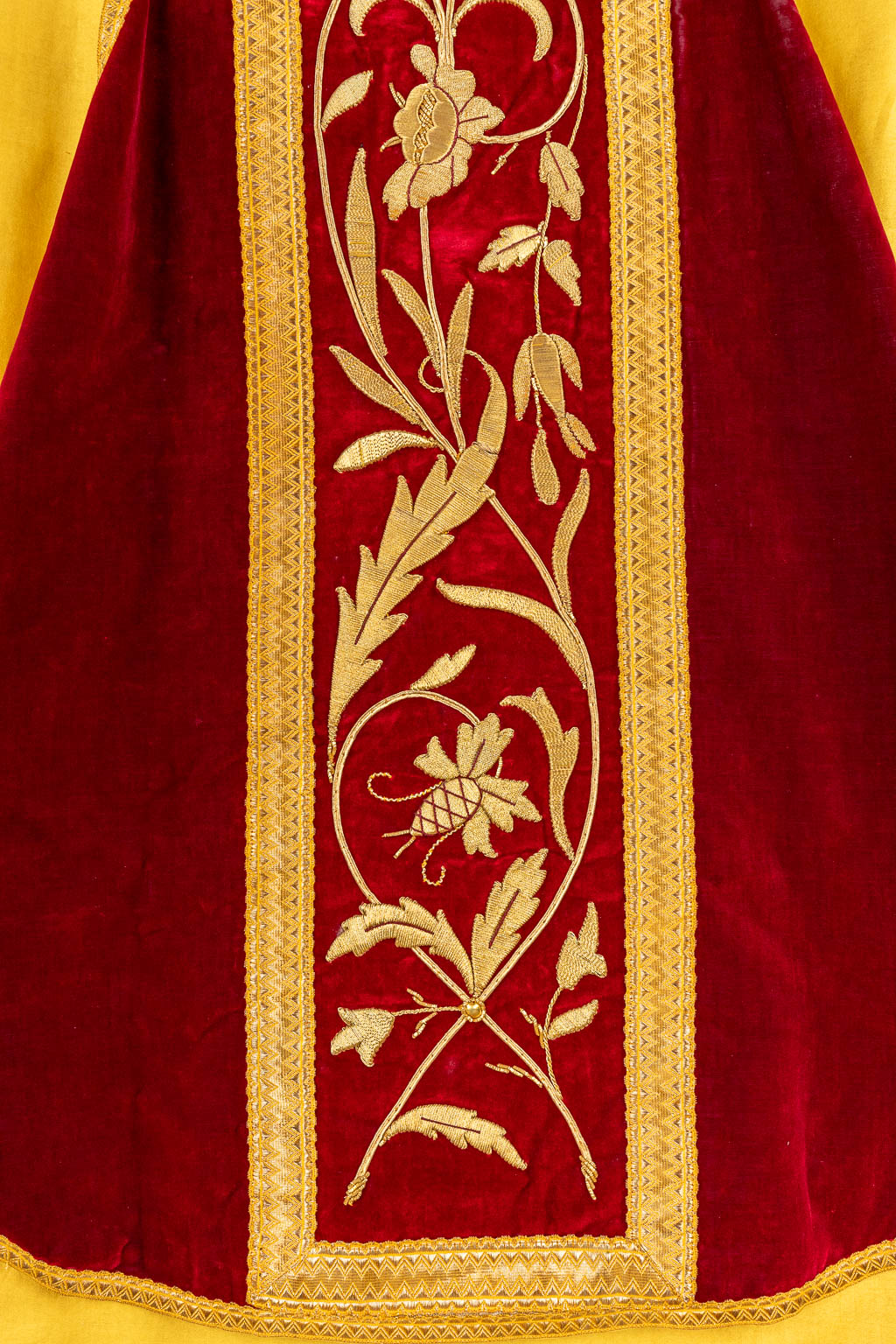 Three Roman Chasubles, Two stola, two pillows and a Humeral Veil. Thick gold thread embroideries.