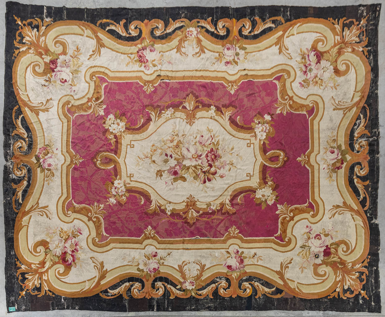 Eulan Bayer, an Aubusson Carpet. 20th C. (L:500 x W:400 cm)