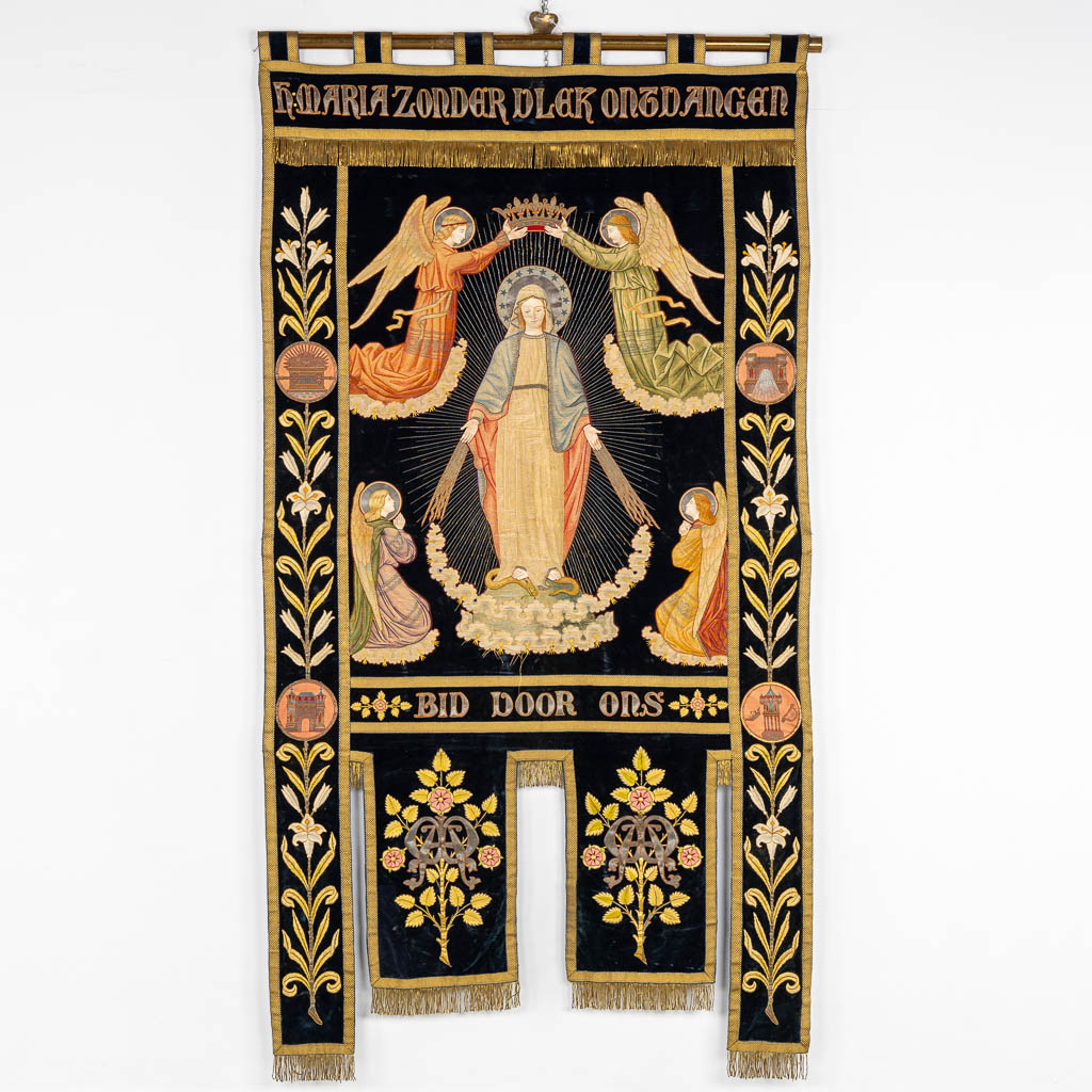  A banner The coronation of 'Virgin Mary' by angels. Gold and silver thread embroideries. Circa 1900.