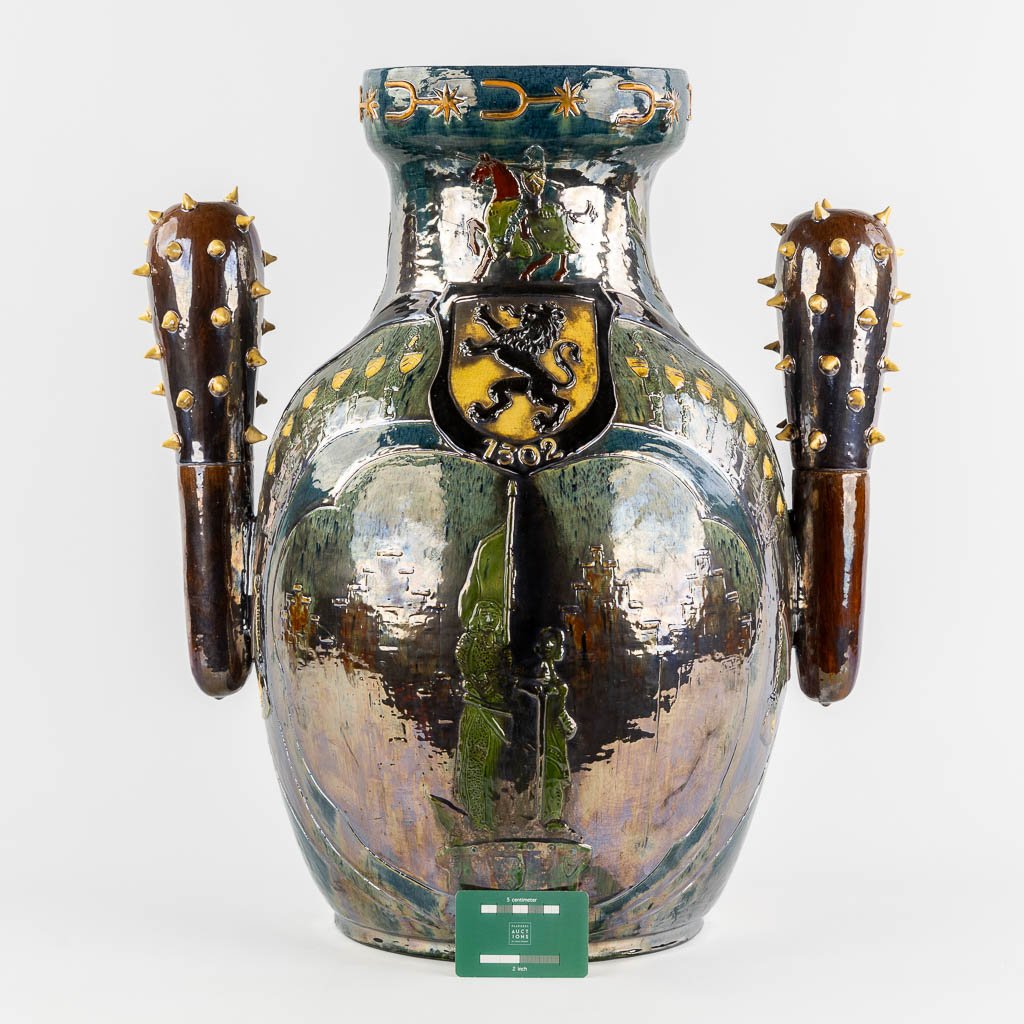 Gilbert Monteyne, after Caessens, a large vase in Flemish Eartenware. 2013. (L:35 x W:53 x H:59 cm)